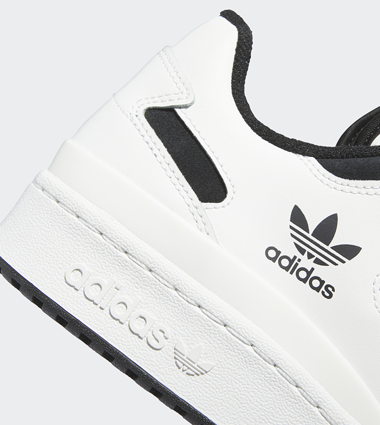 FORUM Logo Printed Low-Top Sneakers