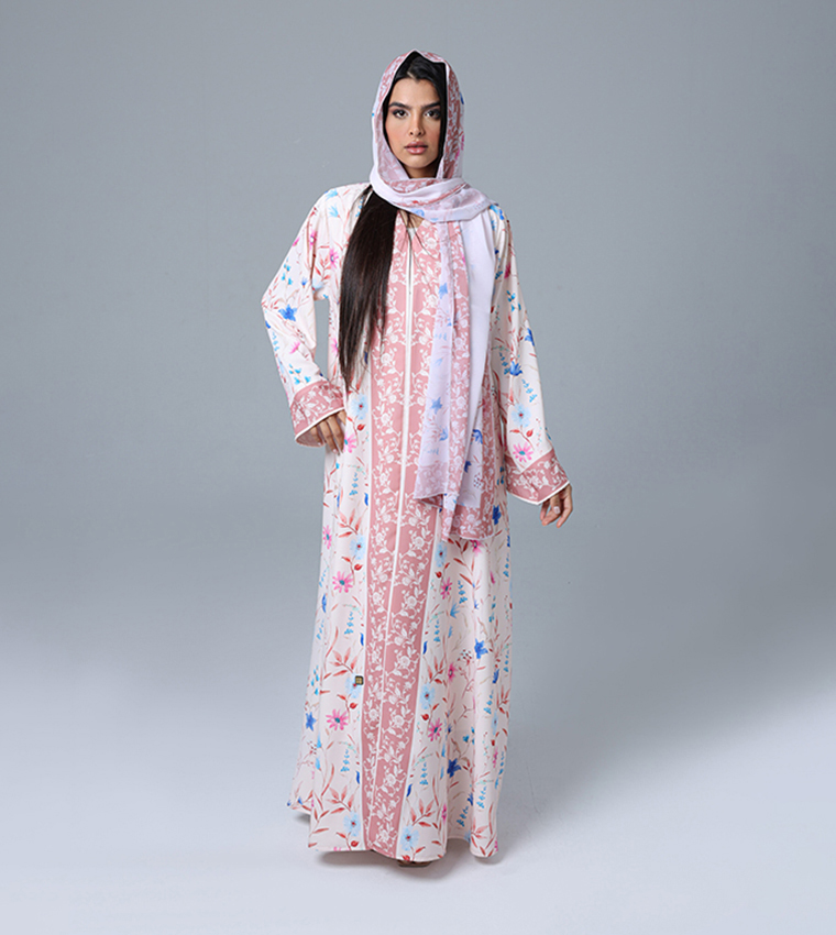 عباية بطبعة و كم واسع 