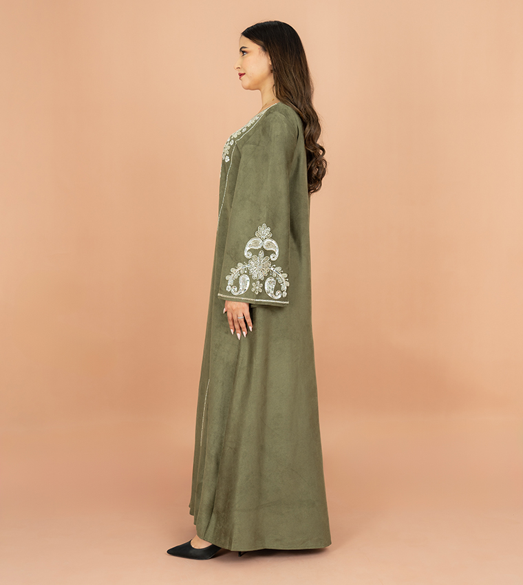 جلابية مطرز كم فلير 