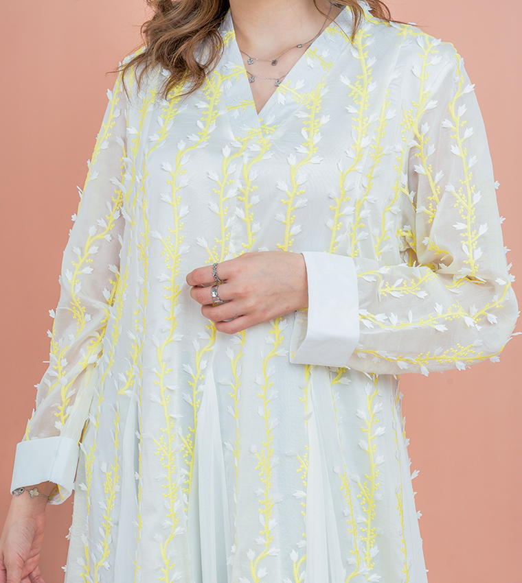 Embroidered V-Neck Jalabiya