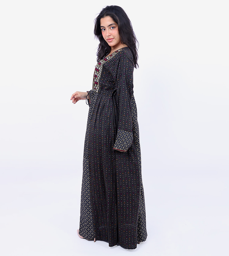 Embroidered Long Sleeves Jalabiya