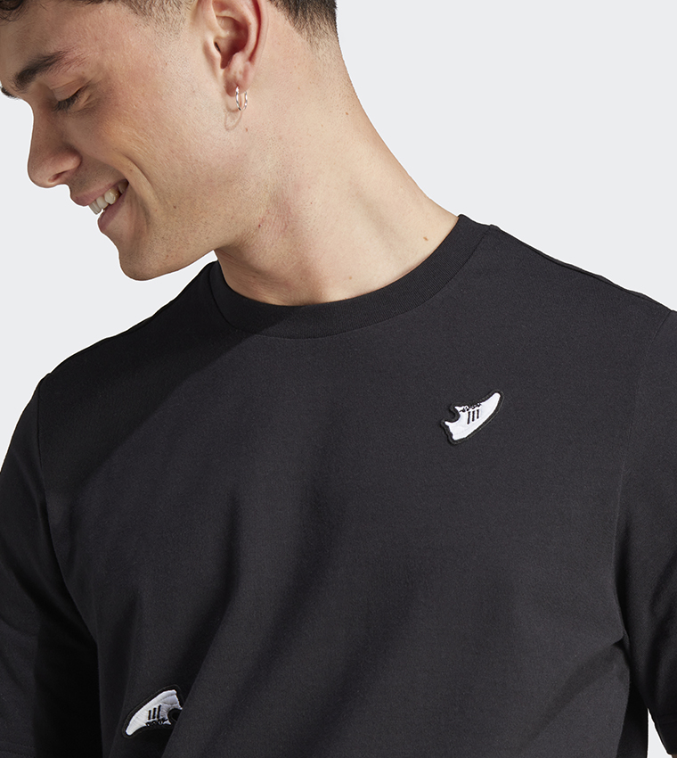 UNDEN Embroidered Crew Neck T-Shirt