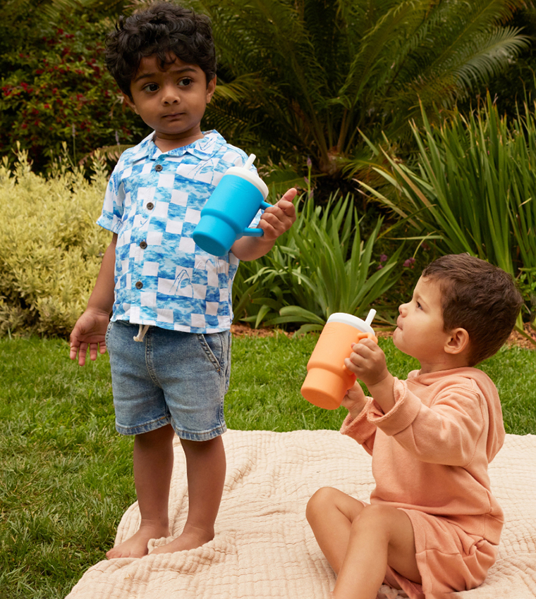 كوب شرب للأطفال 