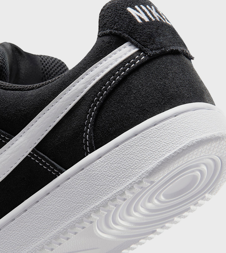 COURT VISION FL Lace-Up Sneakers