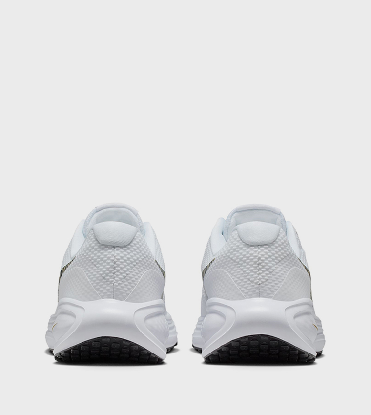 سنيكرز جري ريفوليوشن 8