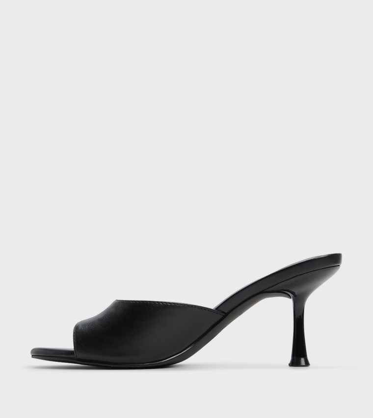 صندل كعب سادة 