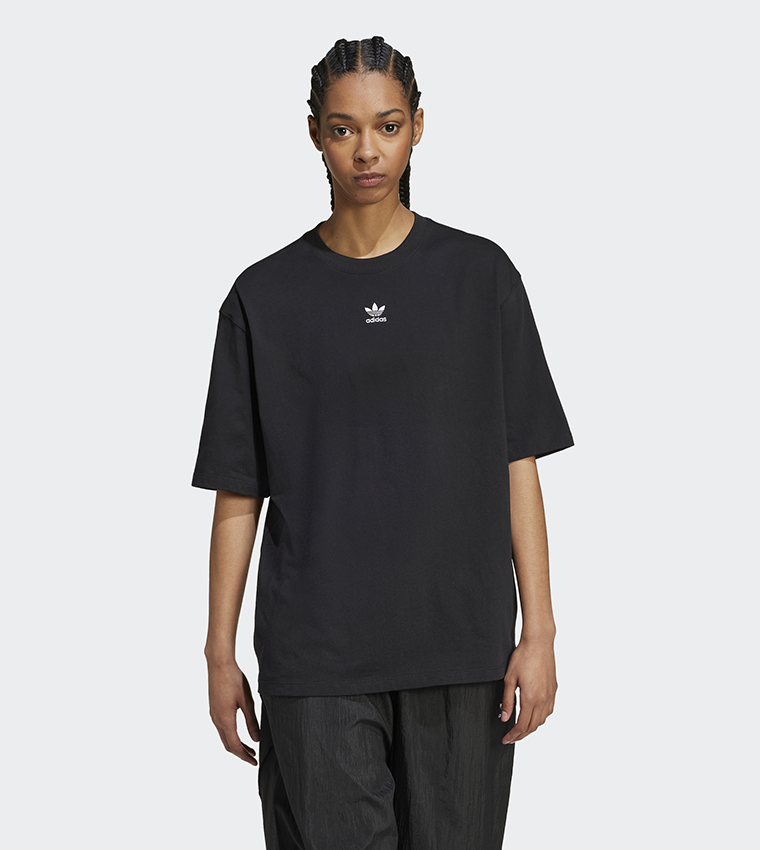 Essentials Short Sleeves Boyfriend T-Shirt