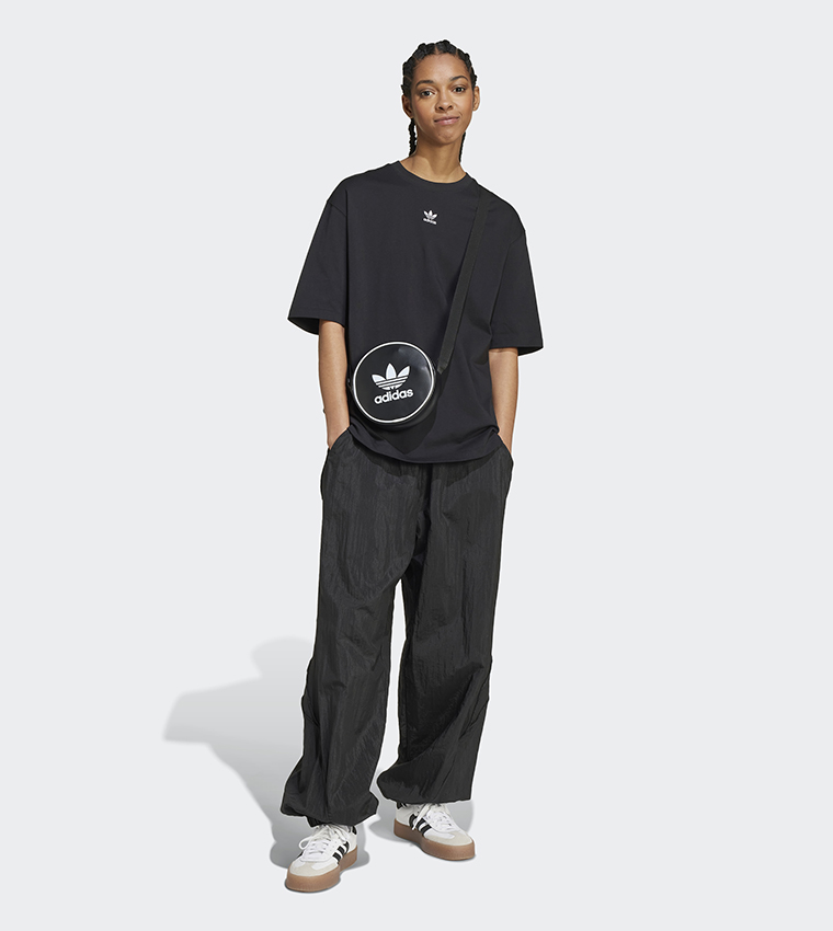 Essentials Short Sleeves Boyfriend T-Shirt
