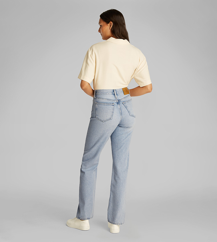 High Rise Straight Fit Jeans