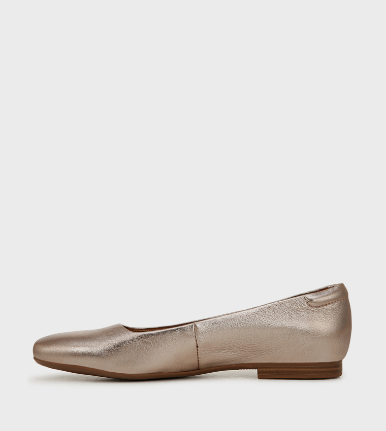 KELLY Almond Toe Ballerinas