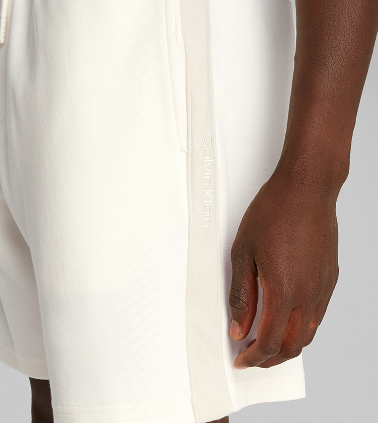 Solid Drawstring Waist Shorts