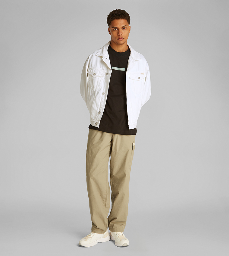 Solid Relaxed Fit Denim Jacket