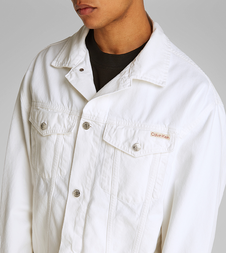 Solid Relaxed Fit Denim Jacket