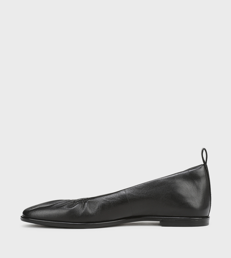ESTIE Slip-On Ballerinas