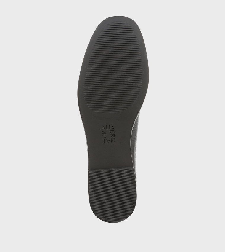ESTIE Slip-On Ballerinas