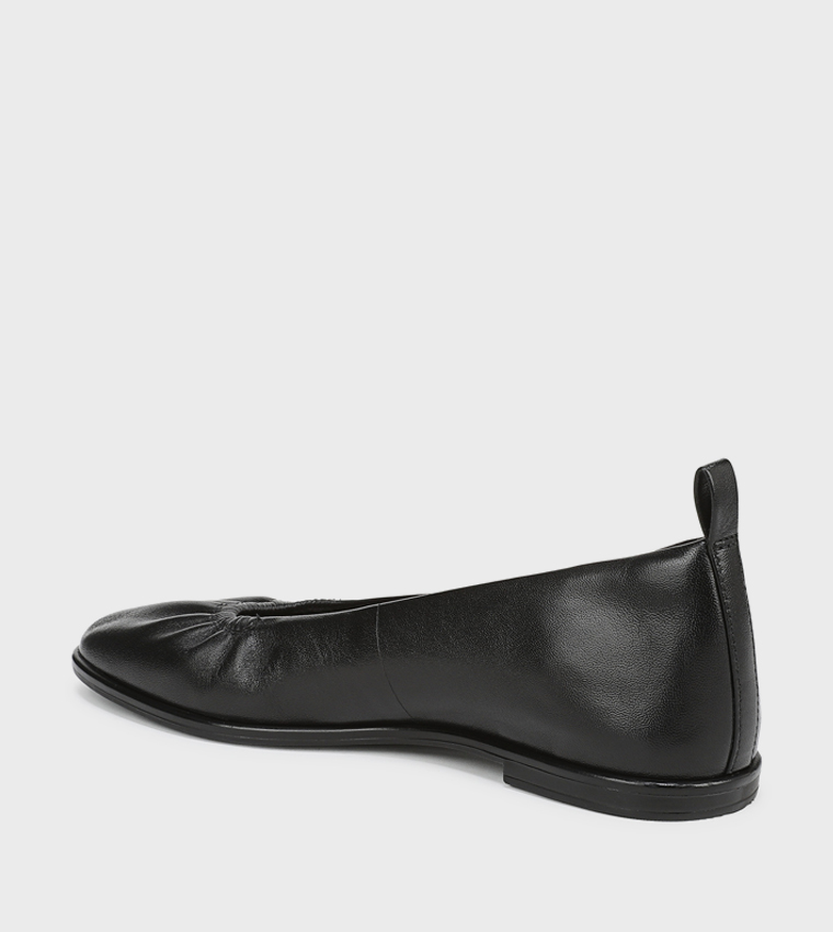 ESTIE Slip-On Ballerinas