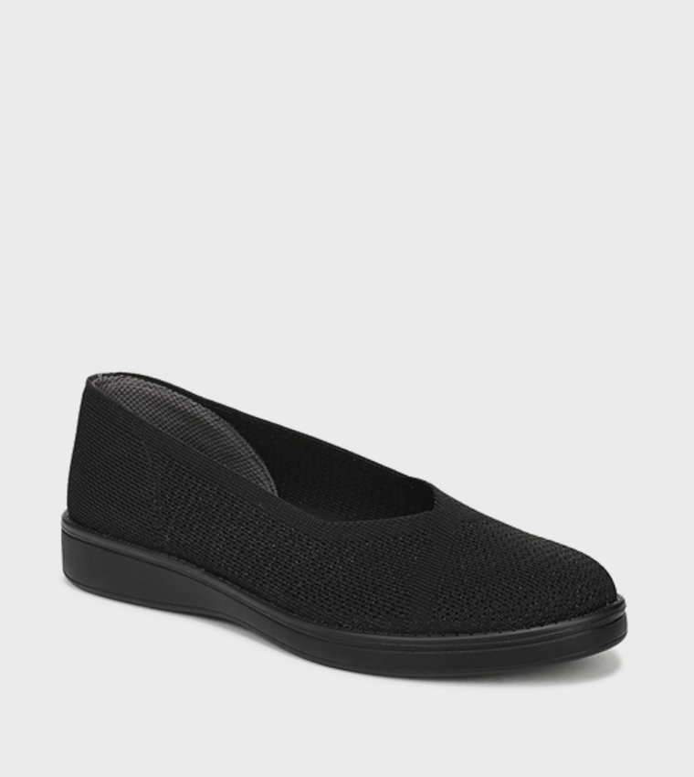 NAAWARD Textured Round Toe Ballerinas