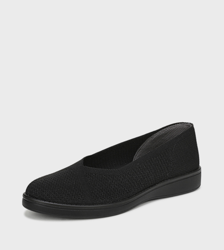 NAAWARD Textured Round Toe Ballerinas