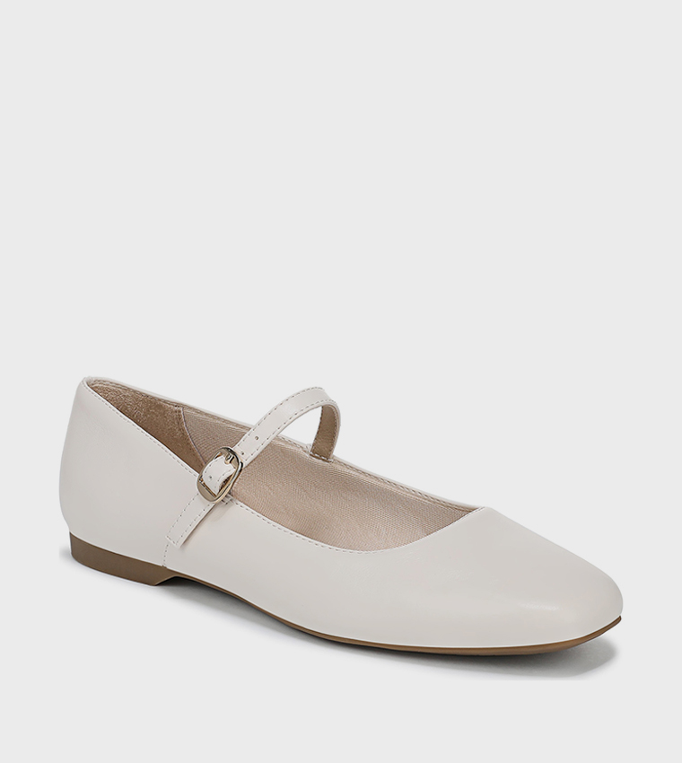 BELOVED Solid Mary Jane Shoes