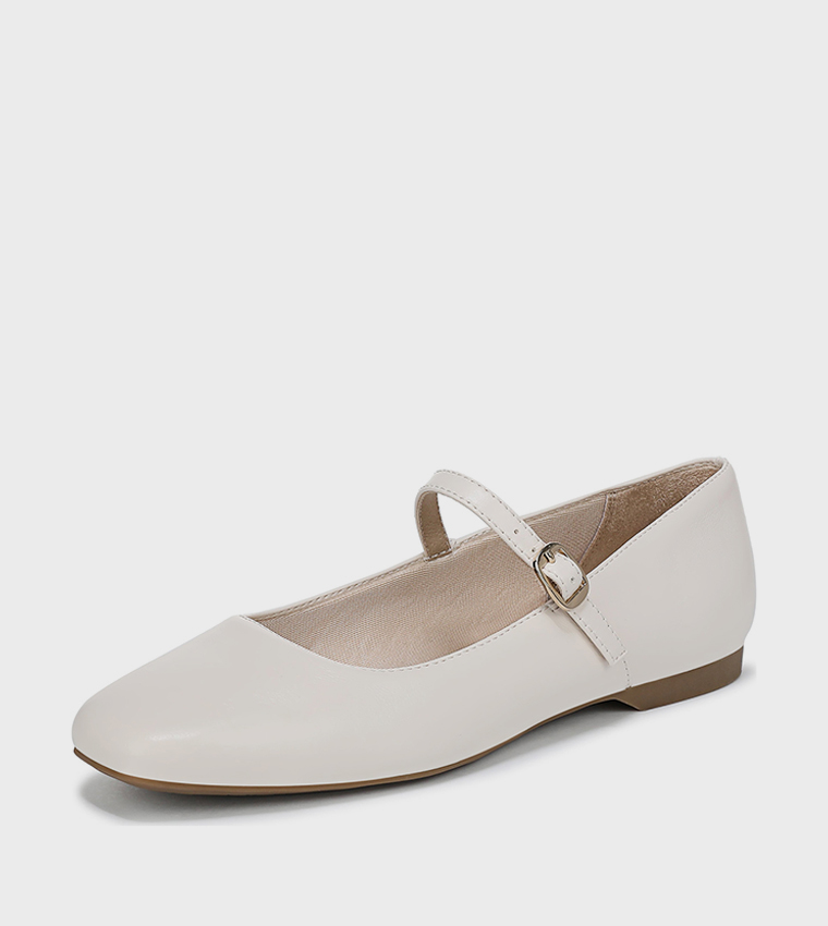 BELOVED Solid Mary Jane Shoes