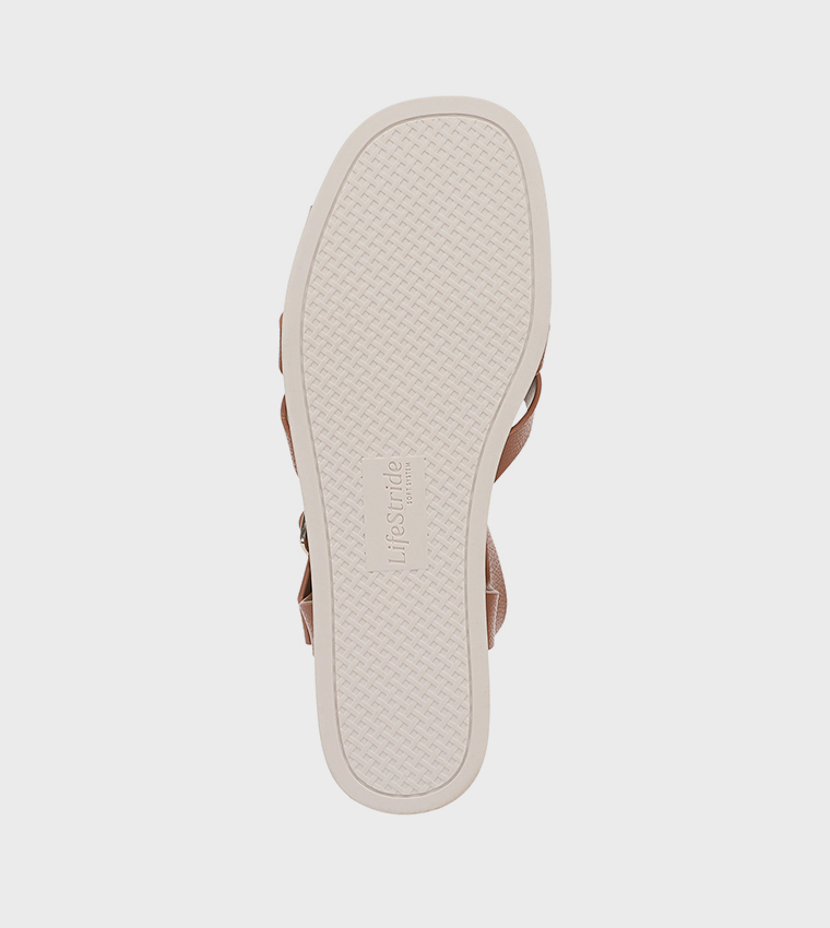 صندل ويدج بمقدمة مفتوحة