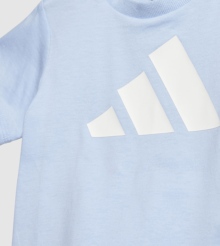 Essentials Short Sleeves Clothing Set