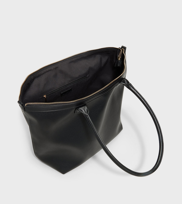 JETTIE Textured Tote Bag