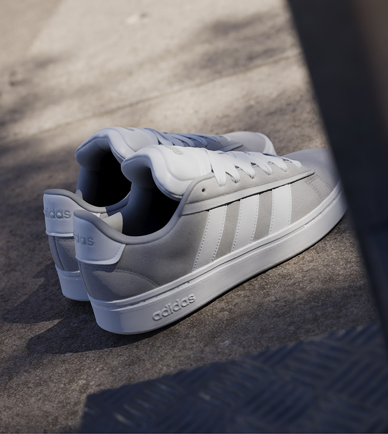 GRAND COURT ALPHA Lace Up Sneakers