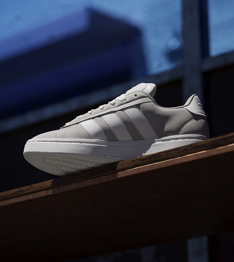 GRAND COURT ALPHA Lace Up Sneakers