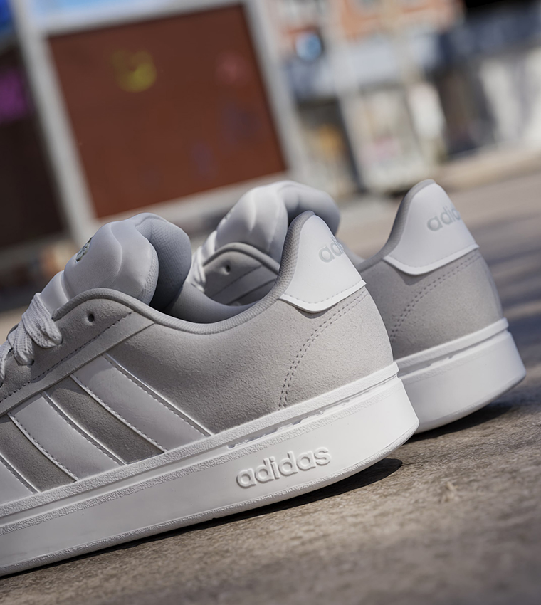 GRAND COURT ALPHA Lace Up Sneakers