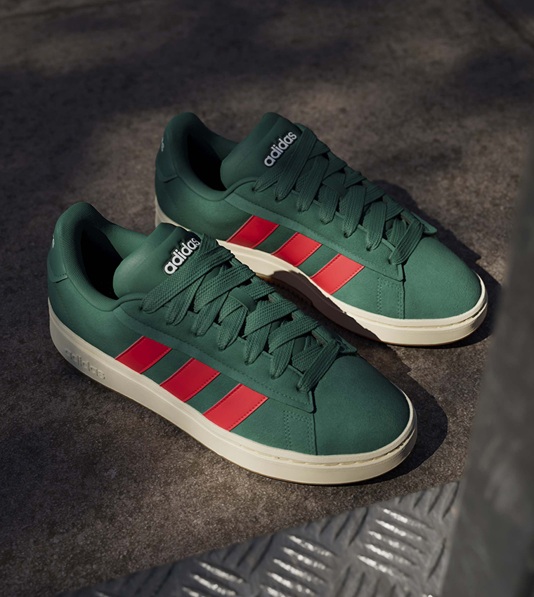 GRAND COURT ALPHA Lace Up Sneakers