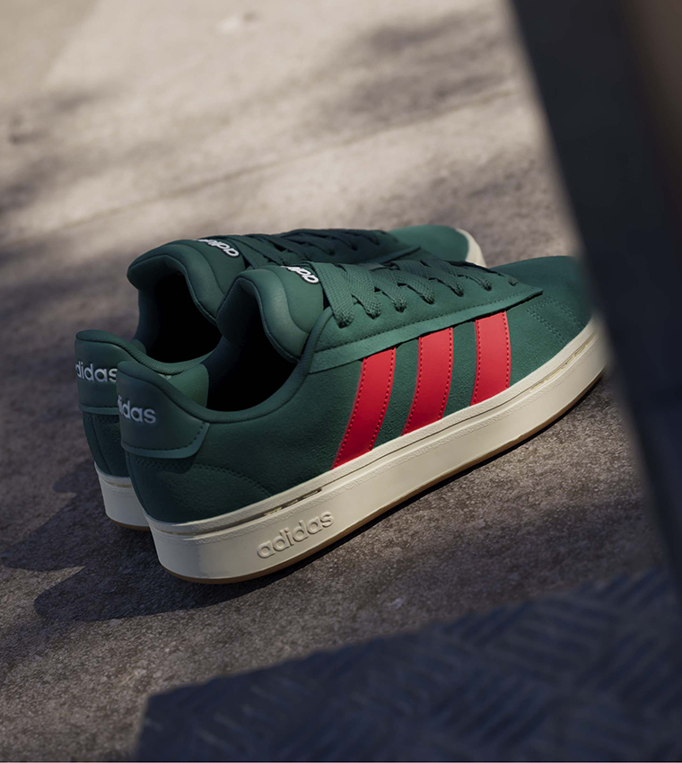 GRAND COURT ALPHA Lace Up Sneakers