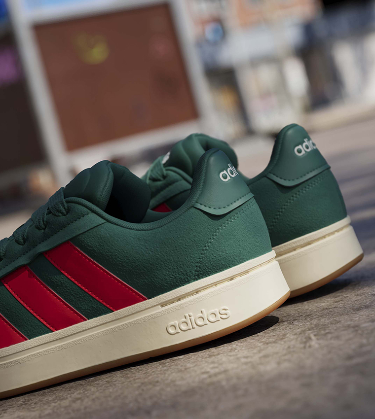 GRAND COURT ALPHA Lace Up Sneakers