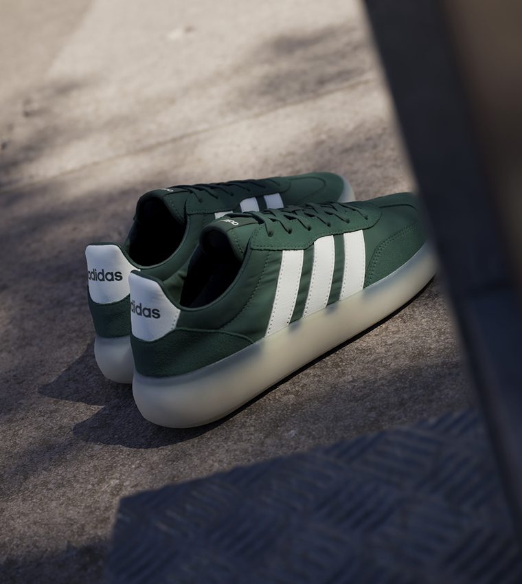 سنيكرز باريدا ديكود مخطط برباط