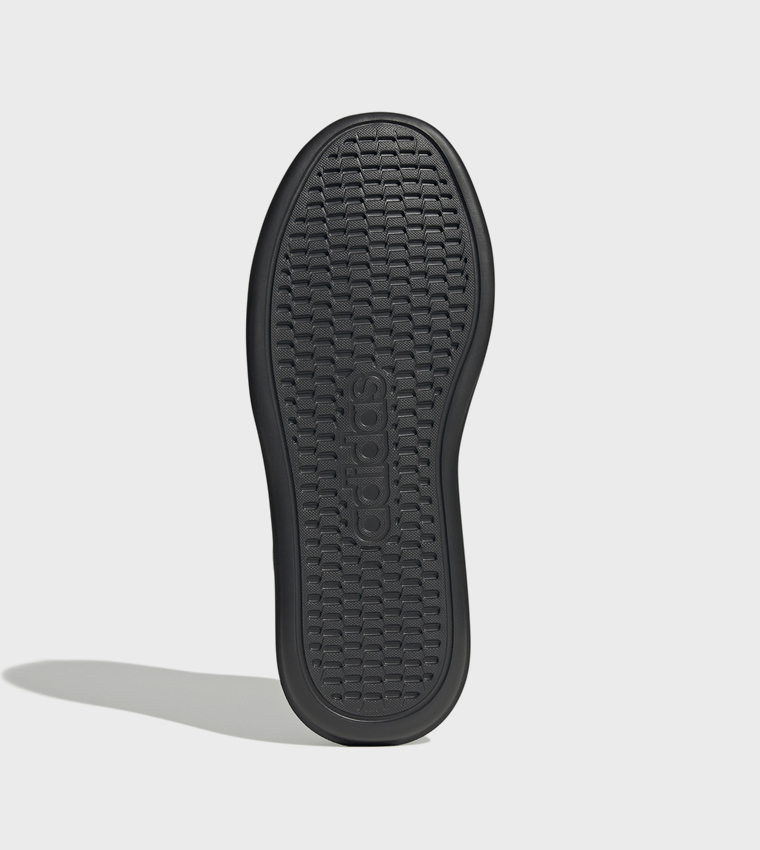 سنيكرز برباط لايت كورت