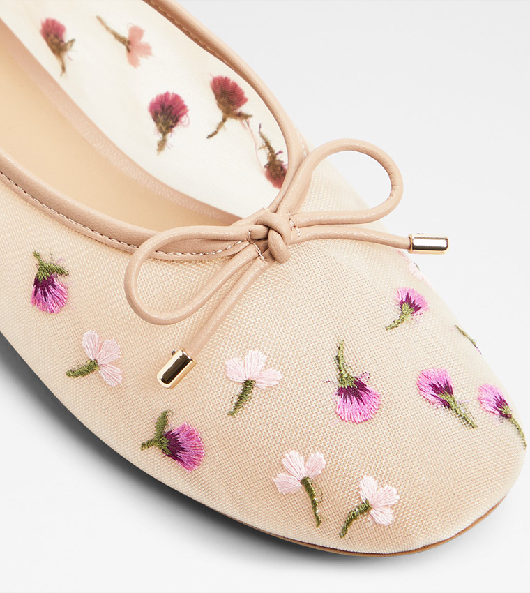 JOSELIE Embroidered Ballerinas