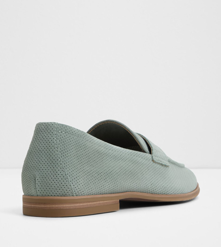 JOURNEY Perforated Loafers