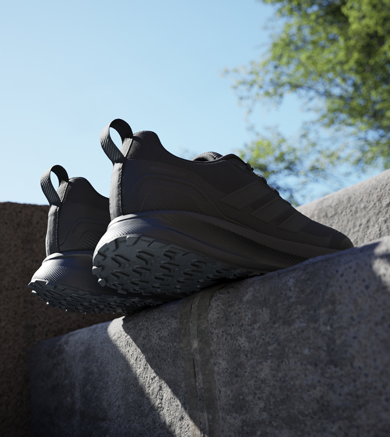 RUNFALCON 5 TR Stripe Detail Lace-Up Shoes