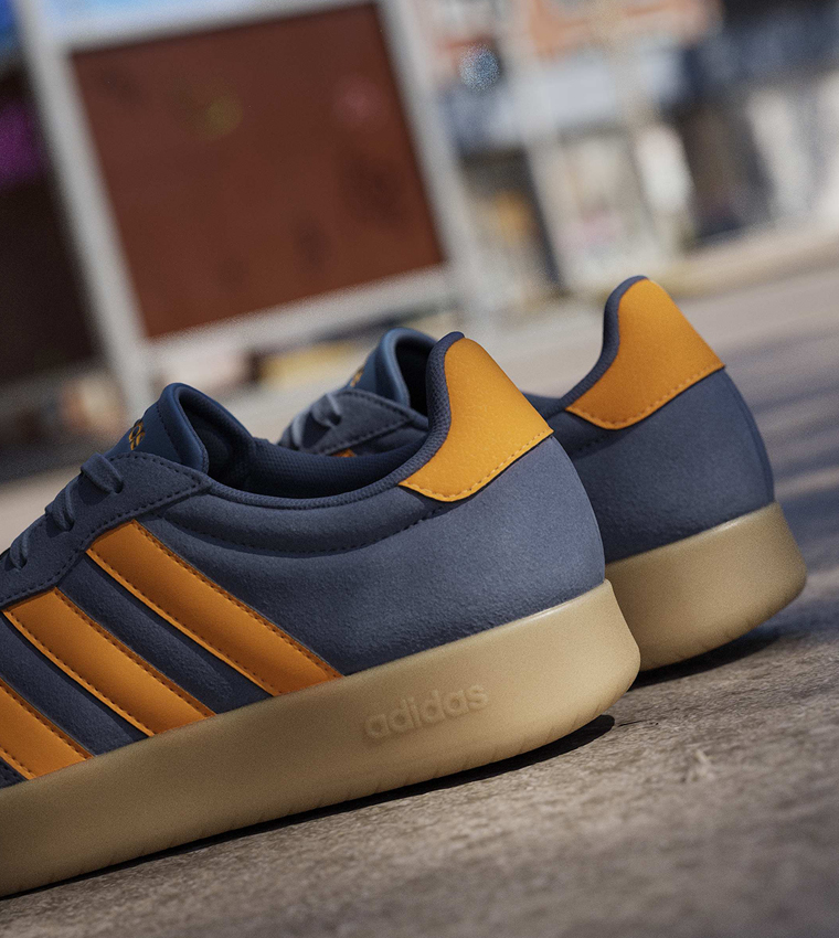 BARREDA Stripe Detail Lace-Up Sneakers