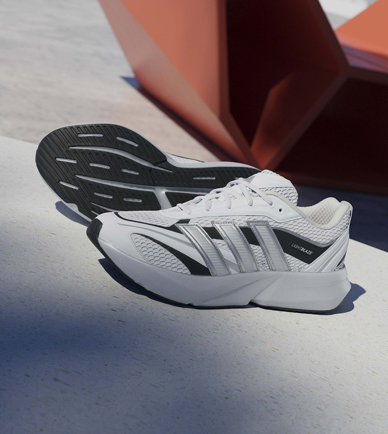 LIGHTBLAZE GLOW Color Block Lace-Up Sneakers