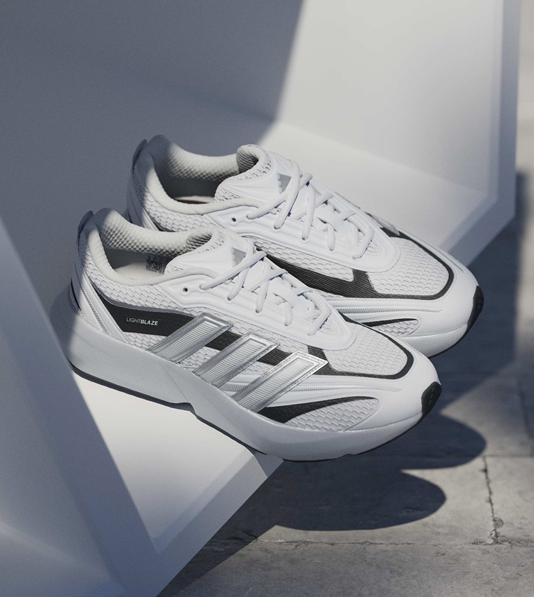 LIGHTBLAZE GLOW Color Block Lace-Up Sneakers