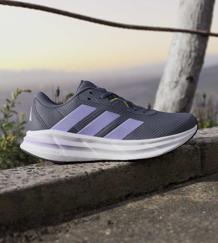 GALAXY 7 Stripe Detail Lace-Up Running Shoes