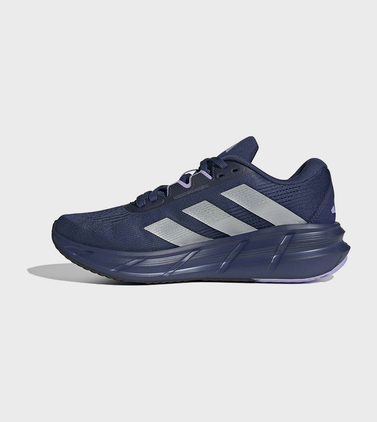 QUESTAR 3 Stripe Detail Lace-Up Running Shoes
