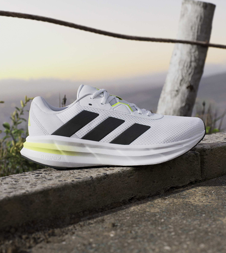 GALAXY 7 Stripe Detail Lace-Up Running Shoes