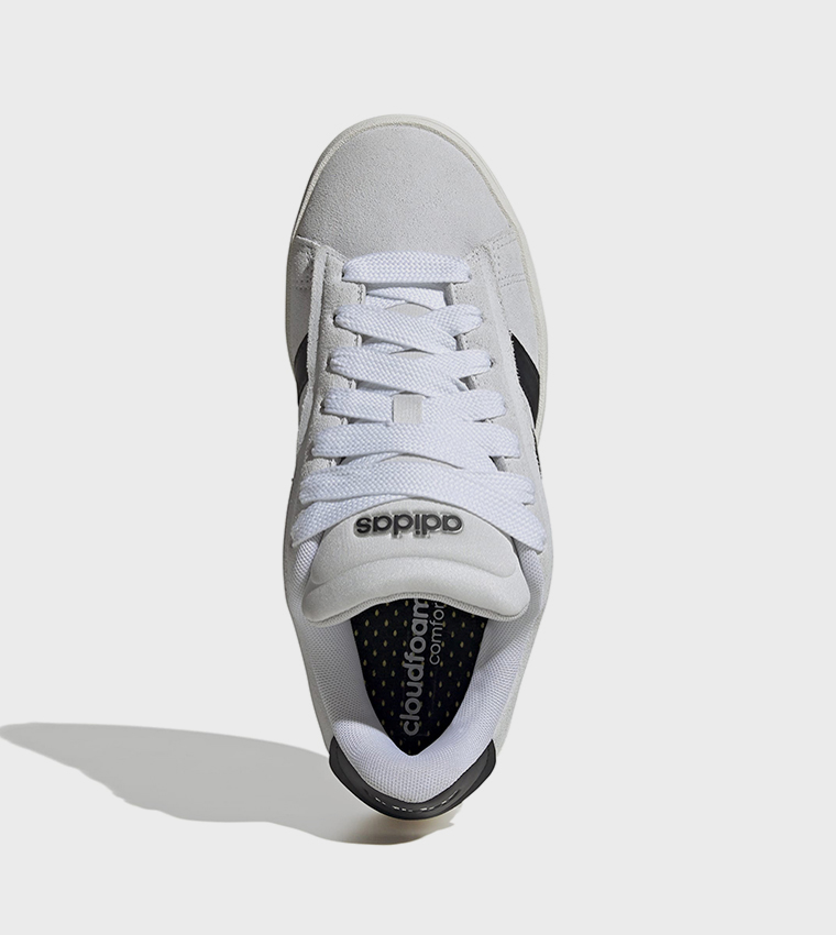 سنيكرز غراند كورت ألفا برباط