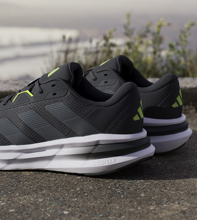 GALAXY 7 Lace Up Running Shoes