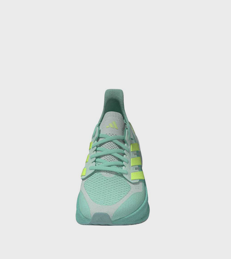 حذاء جري ألترا بوست 5 برباط