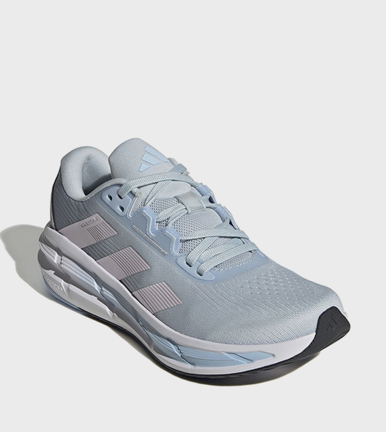 حذاء جري كويستار 3 برباط