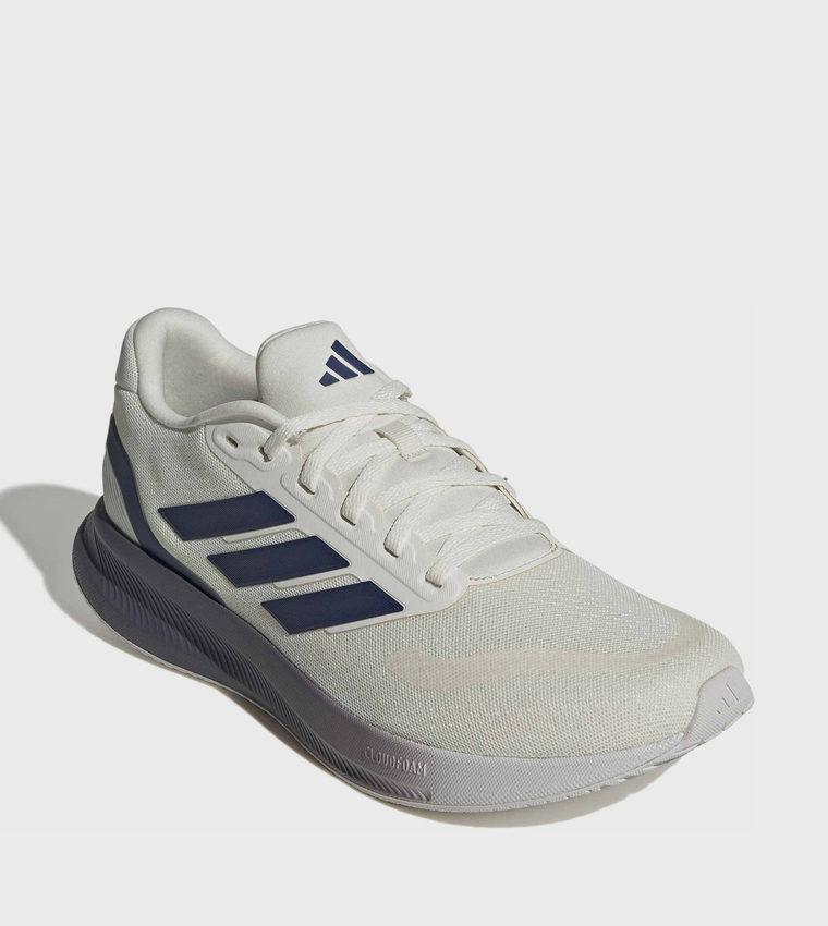 حذاء رن فالكون 5 مخطط برباط