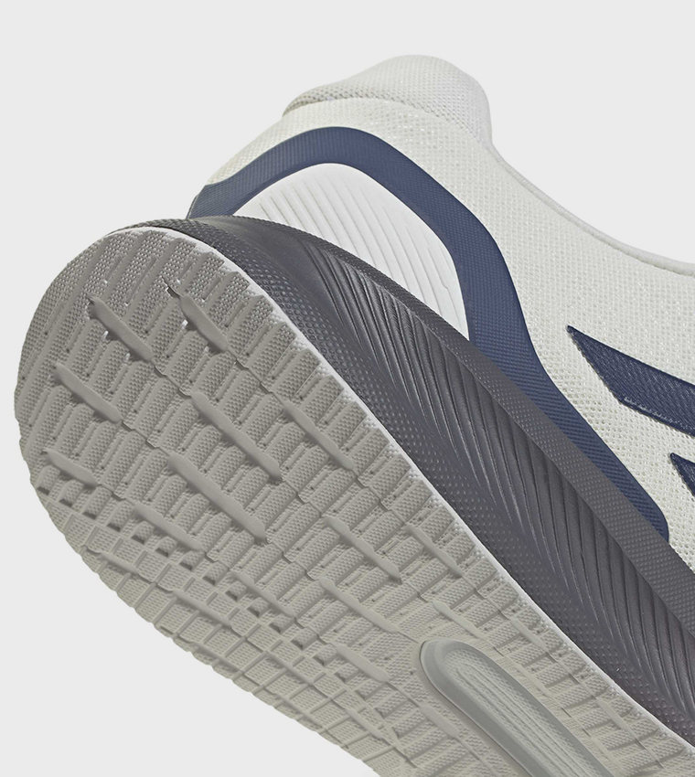 حذاء رن فالكون 5 مخطط برباط